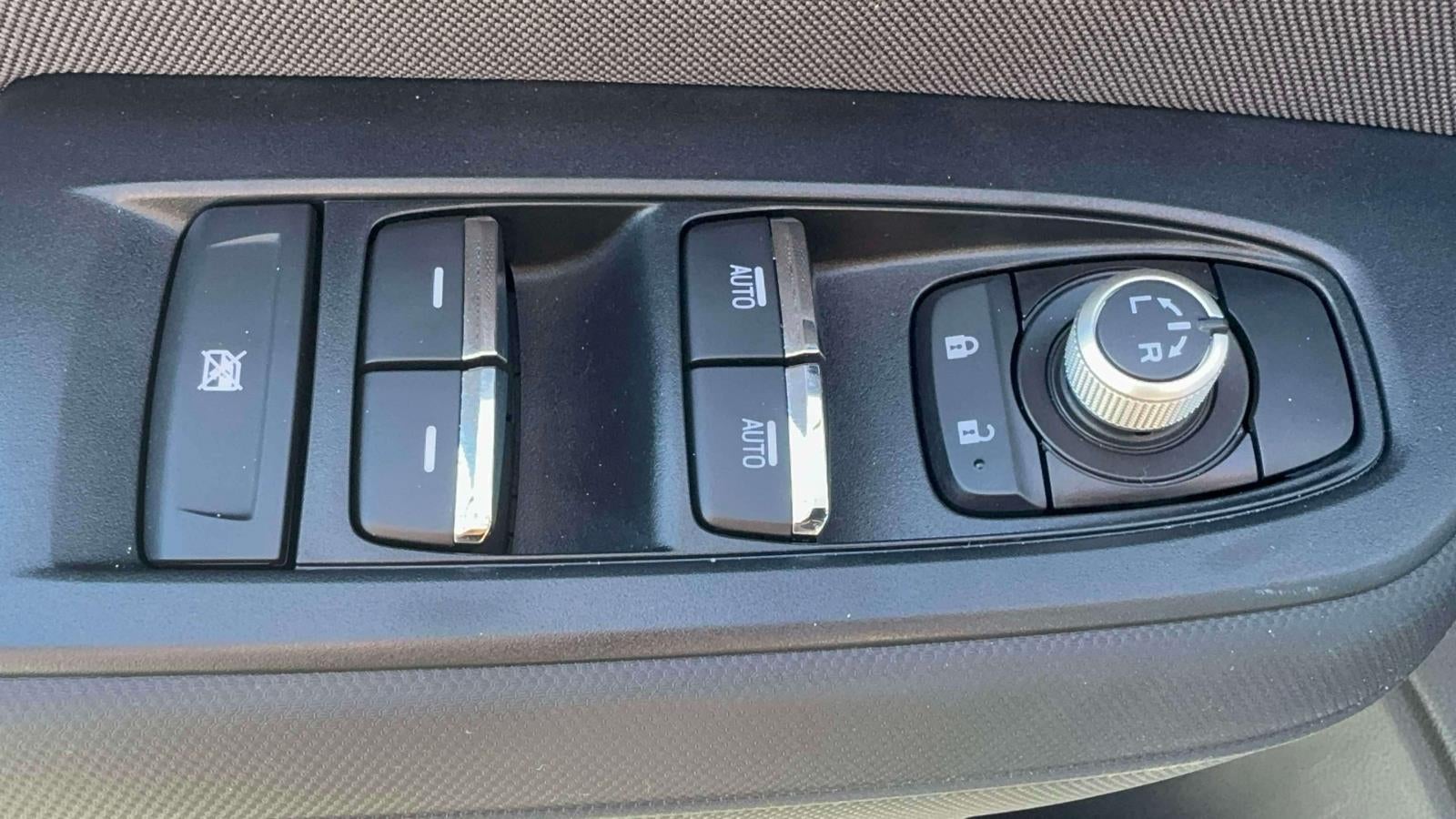 2025 Subaru Forester Premium AWD