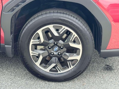 2025 Subaru Forester Premium AWD