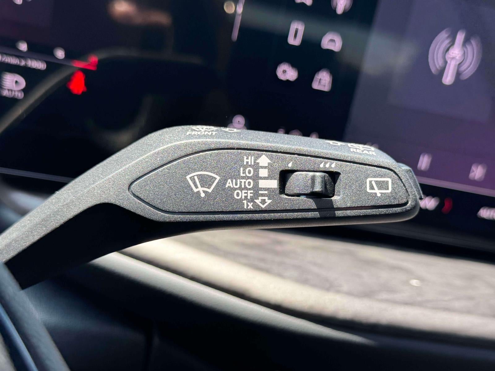 2025 Audi Q5 Premium 2.0 TFSI quattro
