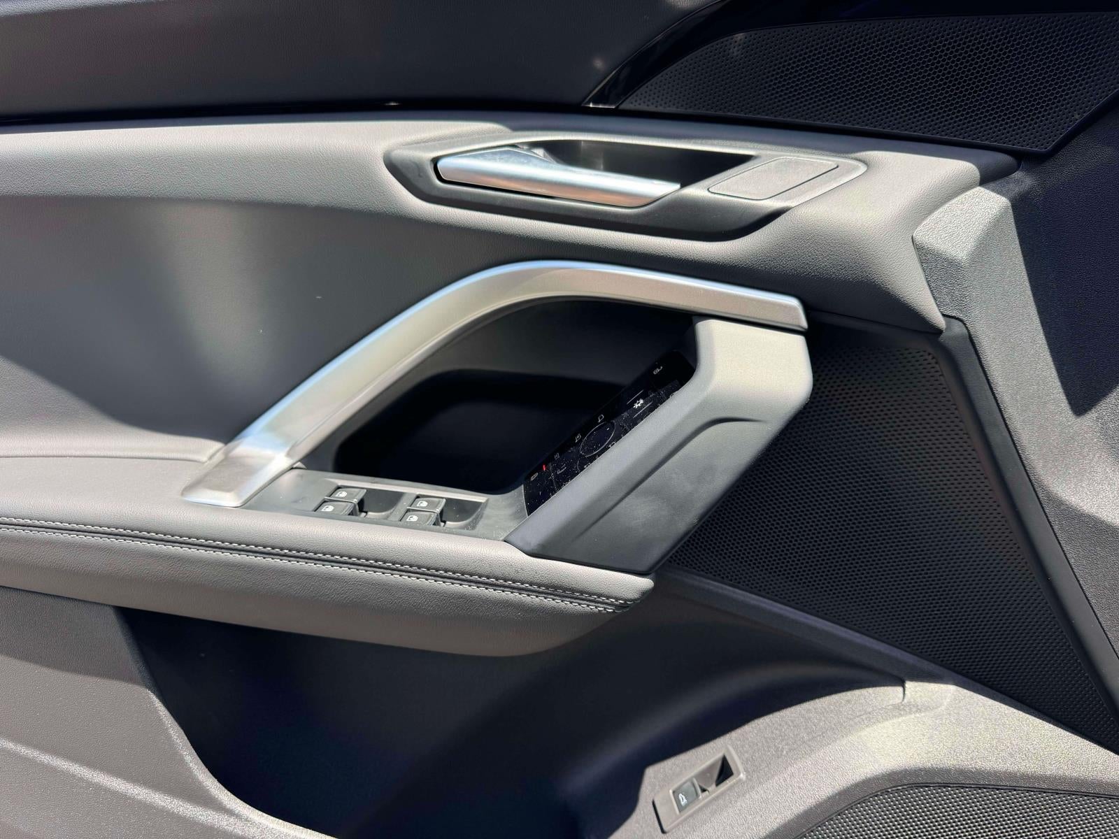 2025 Audi Q5 Premium 2.0 TFSI quattro