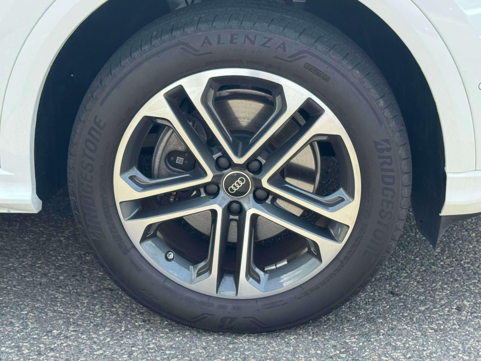 2025 Audi Q5 Premium 2.0 TFSI quattro