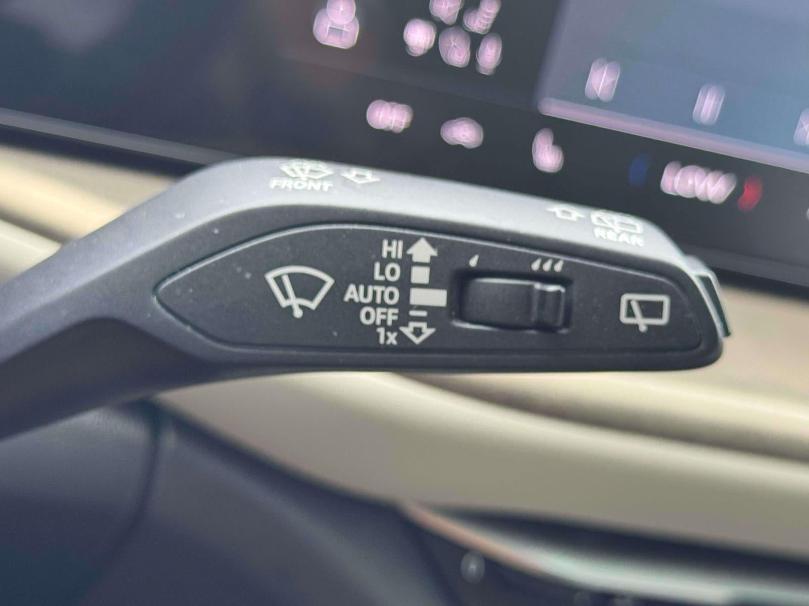 2025 Audi Q5 Premium 2.0 TFSI quattro
