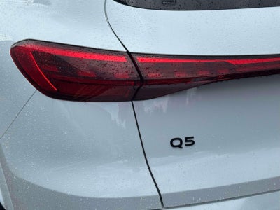 2025 Audi Q5 Premium 2.0 TFSI quattro