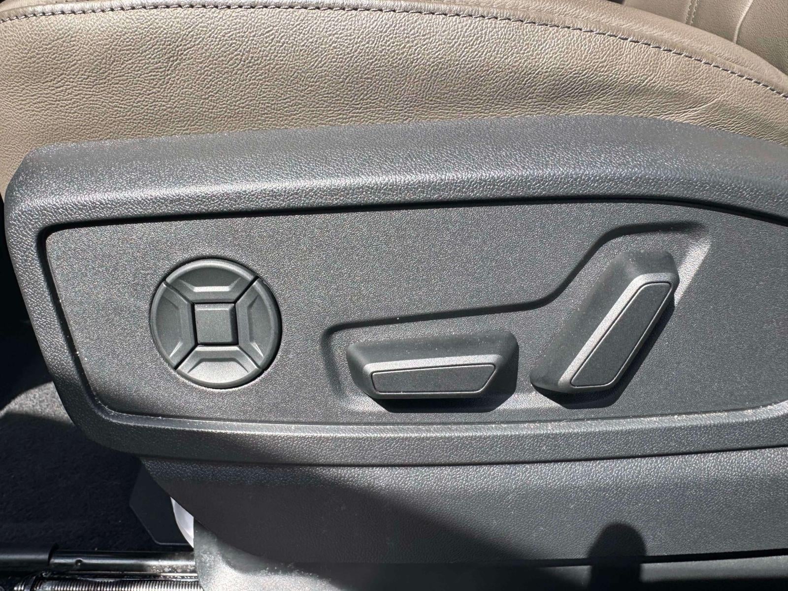 2025 Audi Q5 Premium 2.0 TFSI quattro
