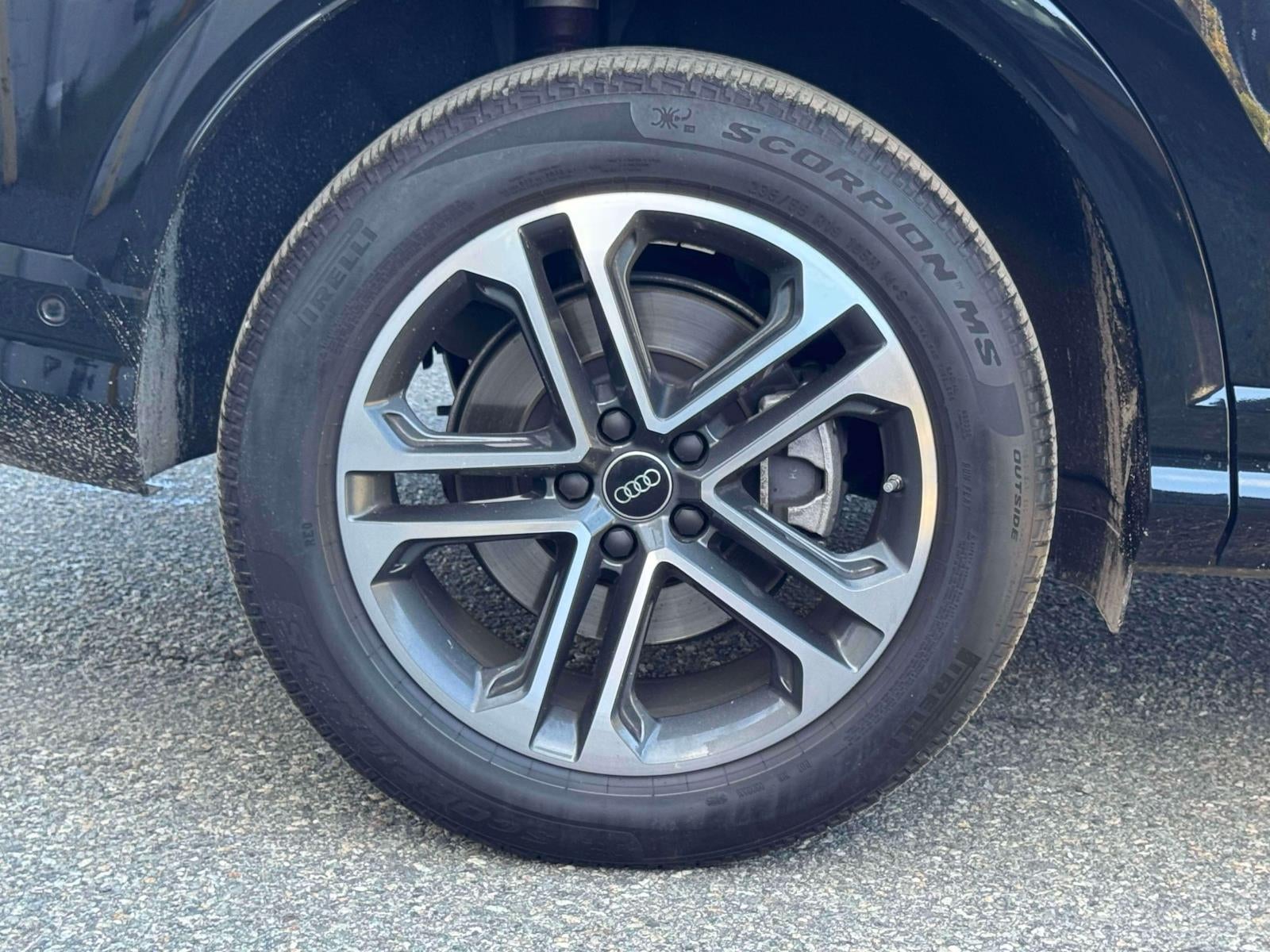 2025 Audi Q5 Premium 2.0 TFSI quattro
