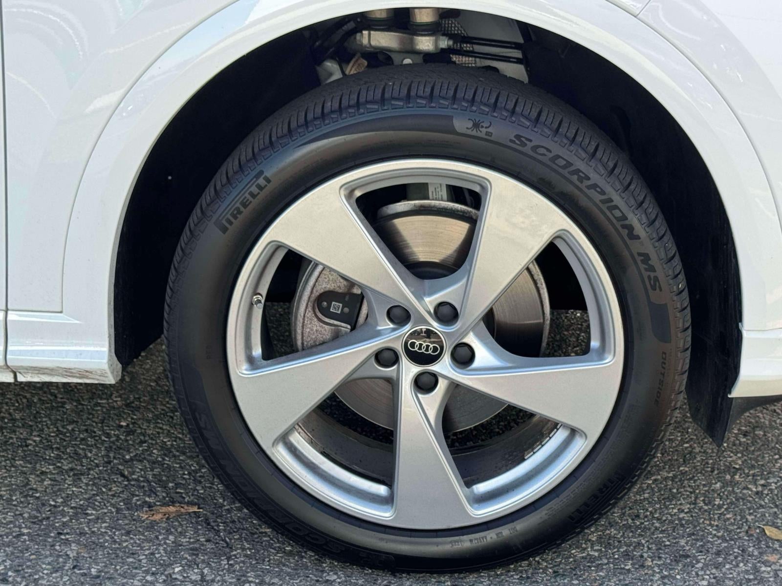 2025 Audi Q5 Premium Plus 2.0 TFSI quattro