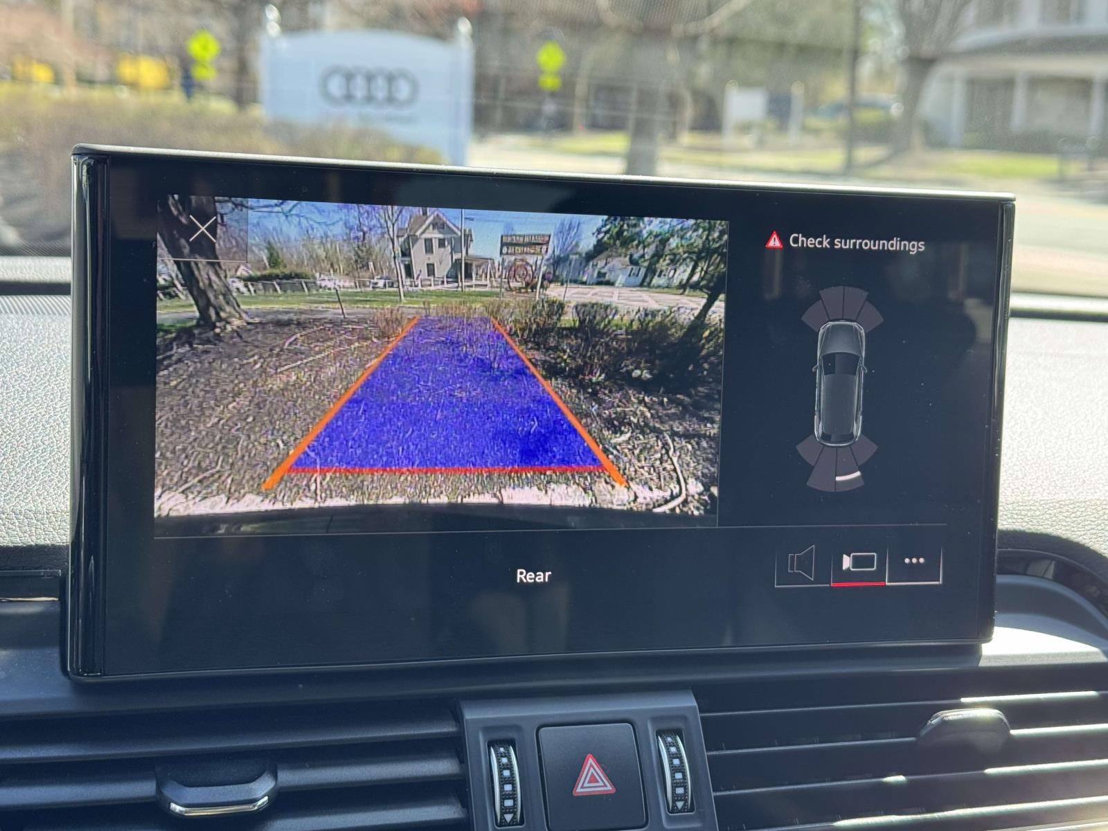 2023 Audi Q5 Premium 40 TFSI quattro