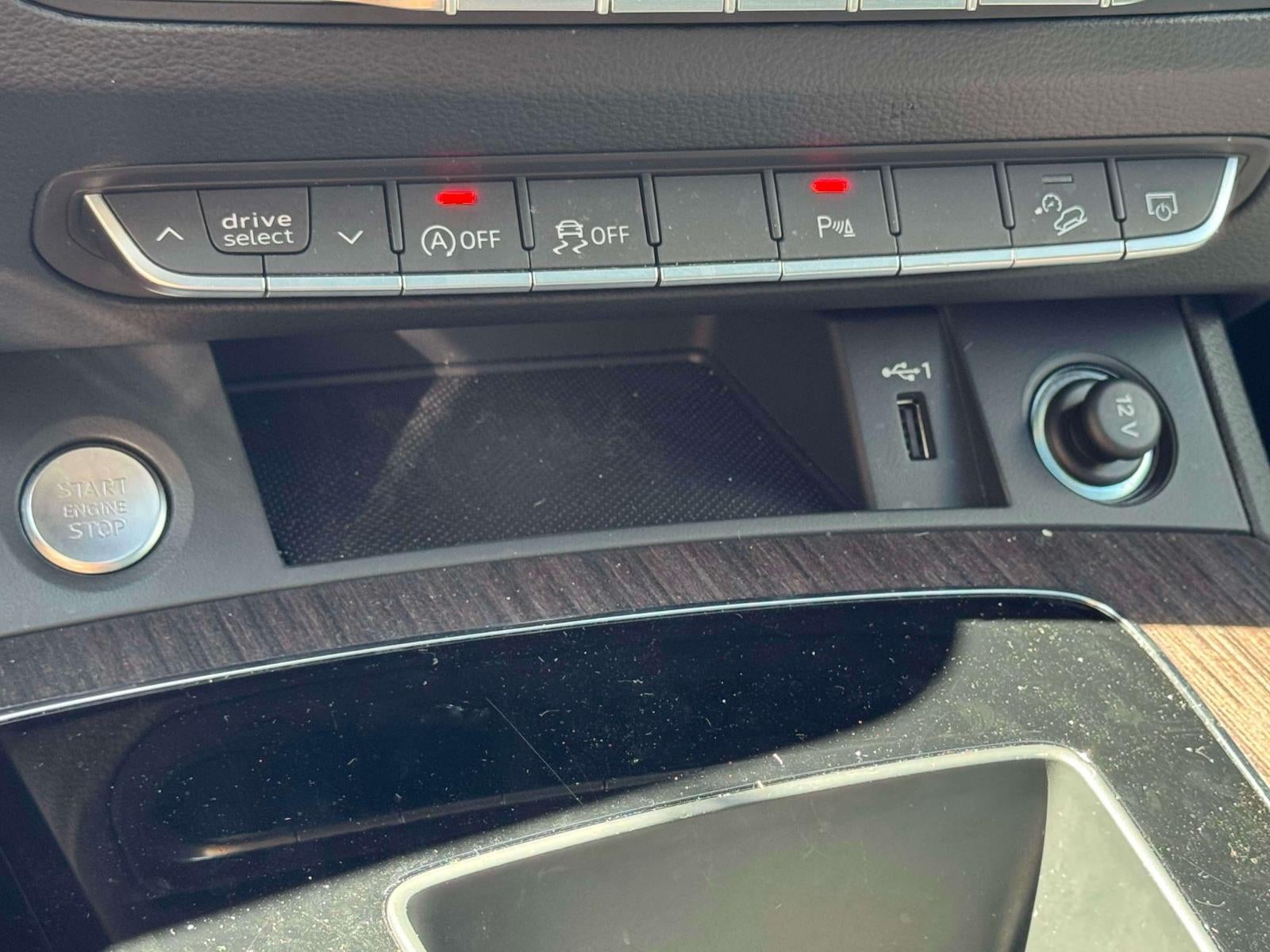 2023 Audi Q5 Premium 40 TFSI quattro