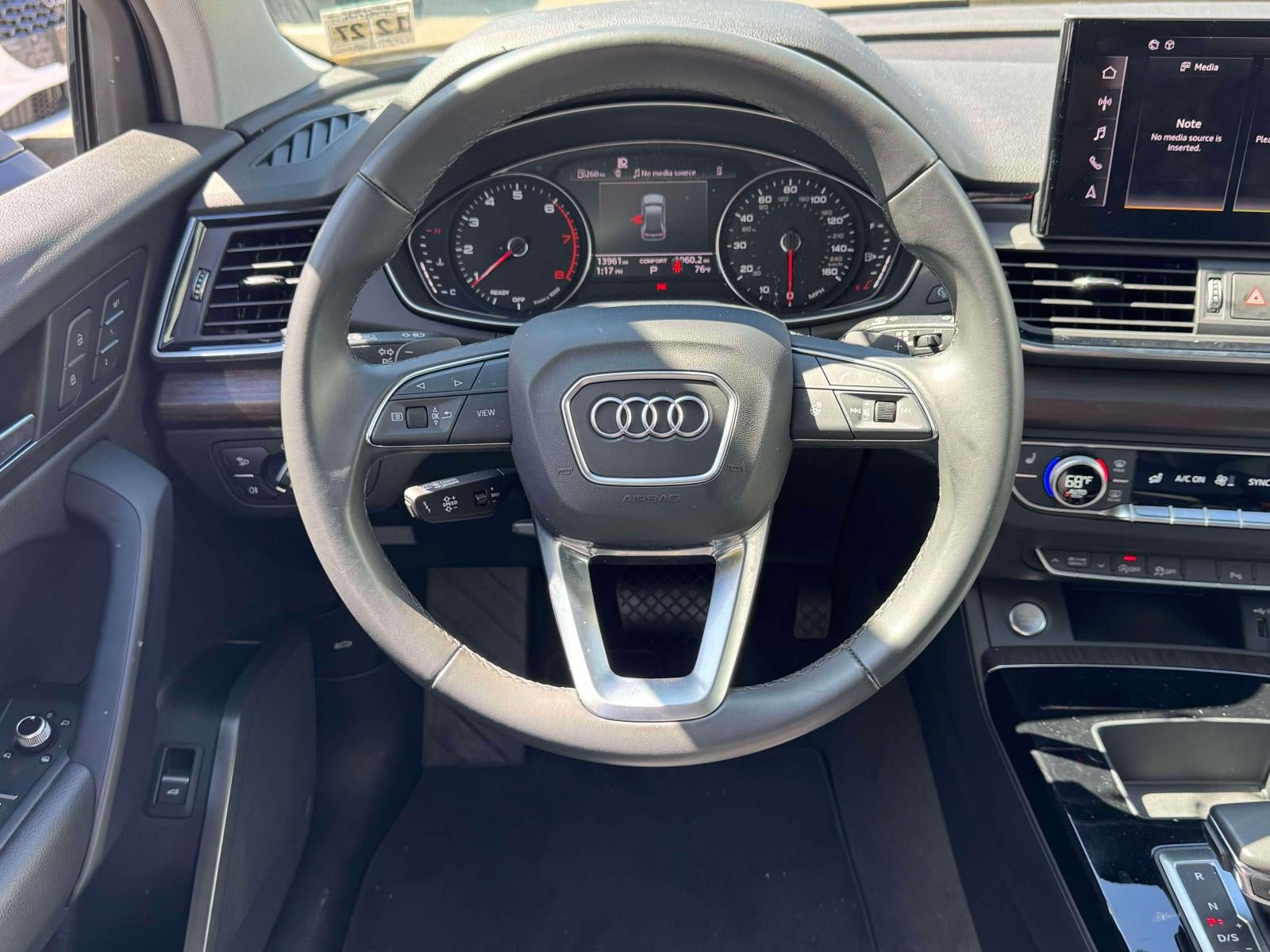 2023 Audi Q5 Premium 40 TFSI quattro