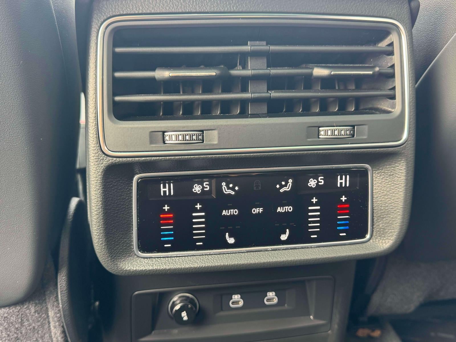 2025 Audi Q8 Premium Plus 55 TFSI quattro