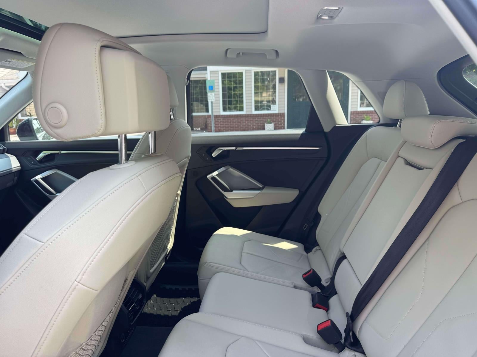 2023 Audi Q3 S line Premium 45 TFSI quattro