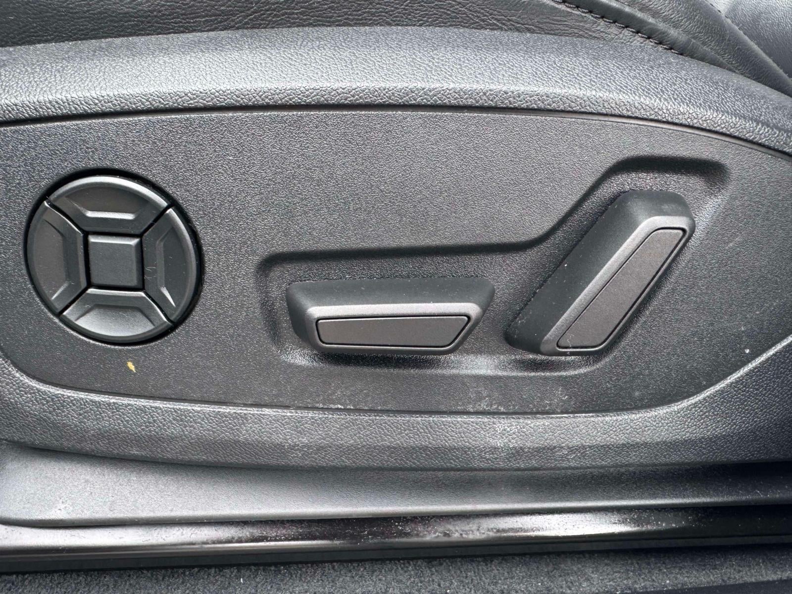 2023 Audi Q3 S line Premium 45 TFSI quattro