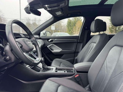 2023 Audi Q3 S line Premium 45 TFSI quattro