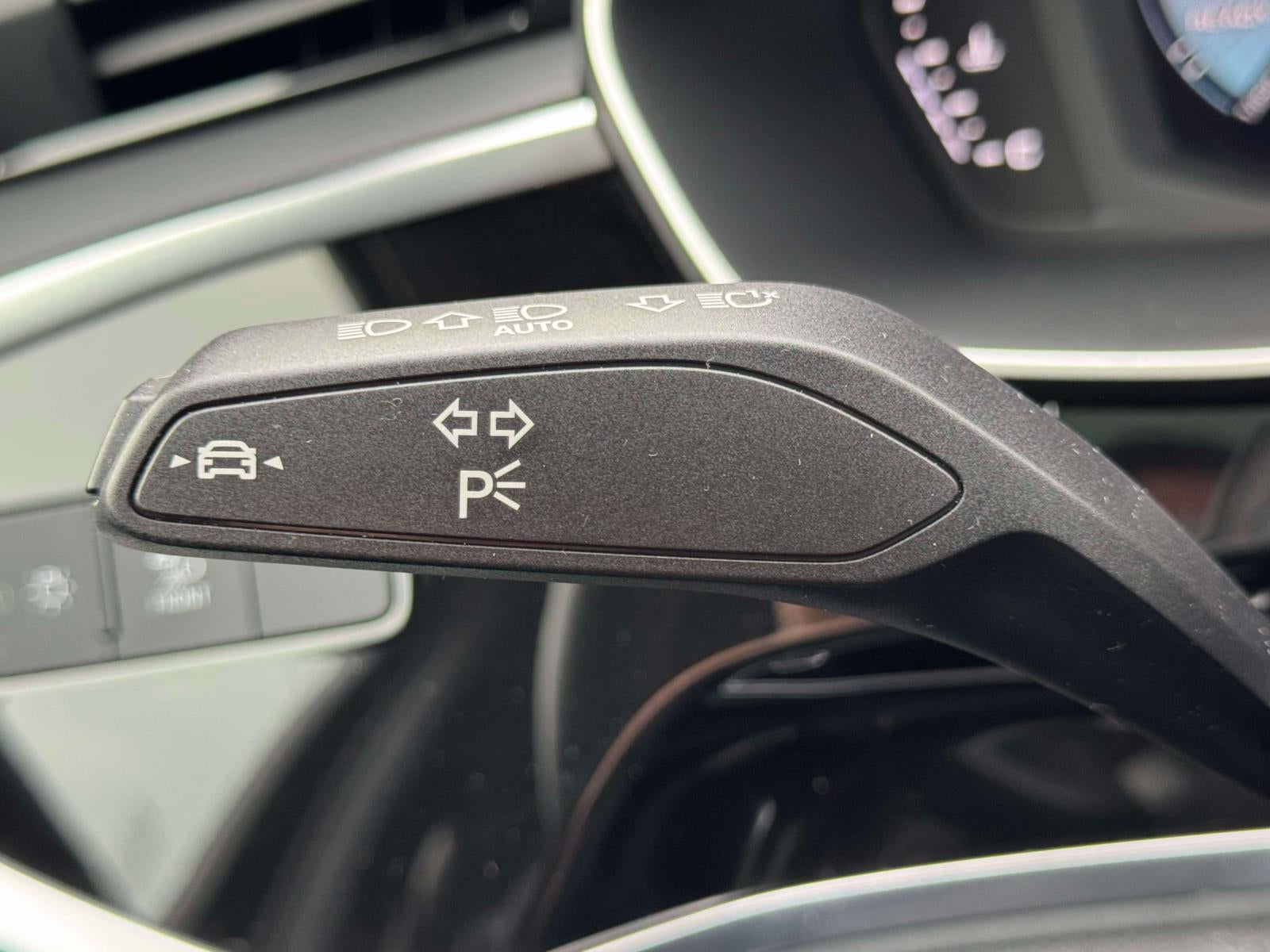 2025 Audi Q3 S line Premium 45 TFSI quattro