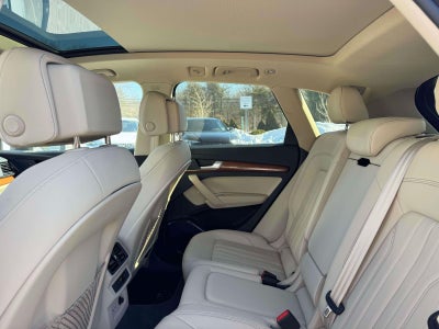 2023 Audi Q5 S line Premium 45 TFSI quattro