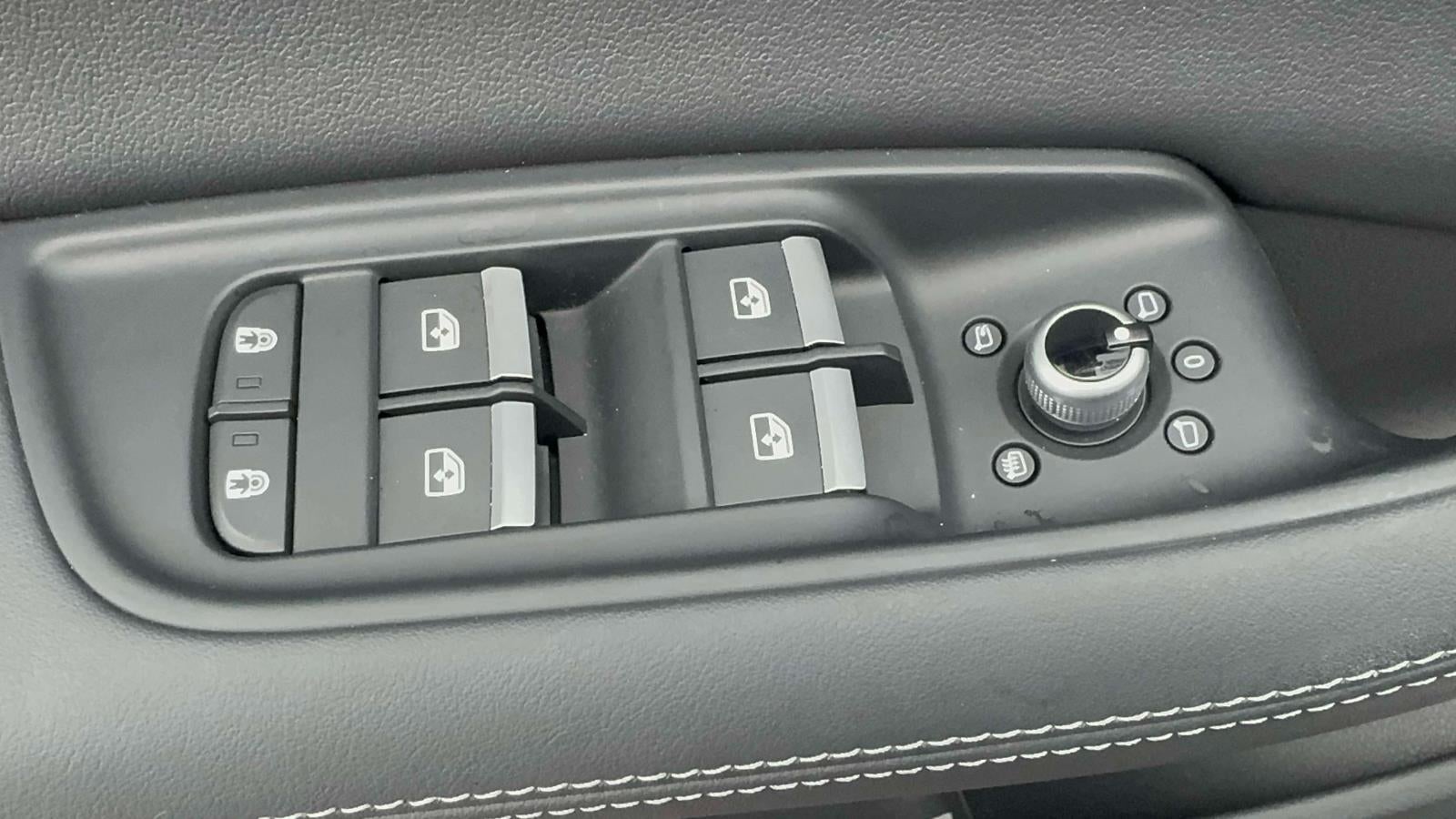 2025 Audi Q7 Premium Plus 45 TFSI quattro