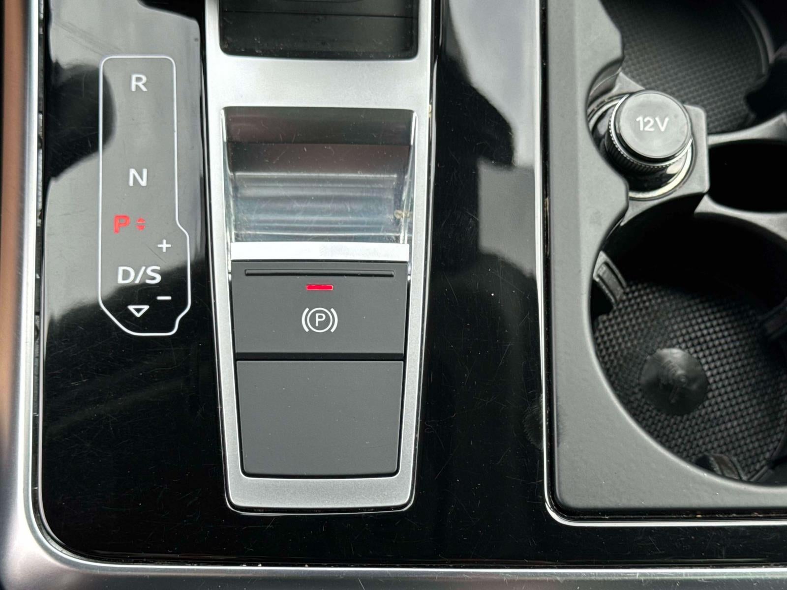 2022 Audi Q7 Premium Plus 55 TFSI quattro