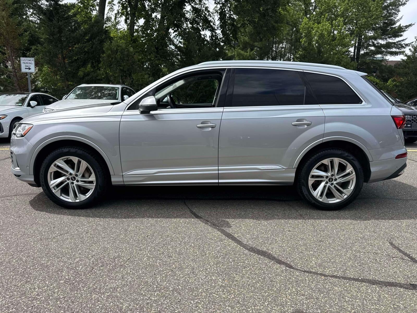 2022 Audi Q7 Premium Plus 55 TFSI quattro